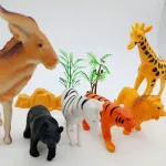 Animales Muñecos De La Selva X8 Con Accesorios